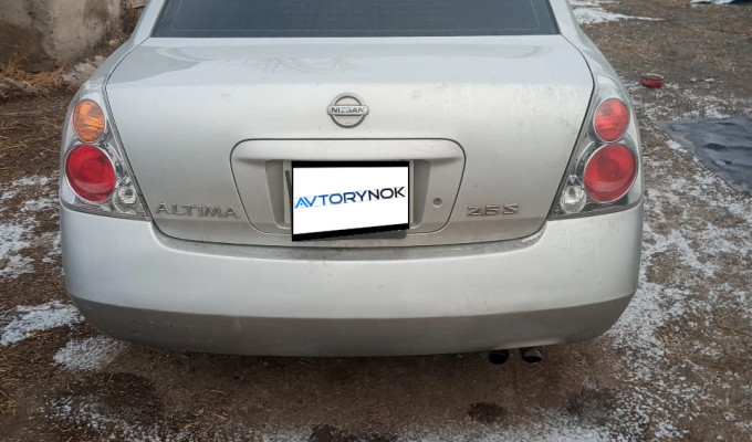 Nissan Altima 2003 года