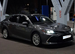 Toyota Camry 2021 года