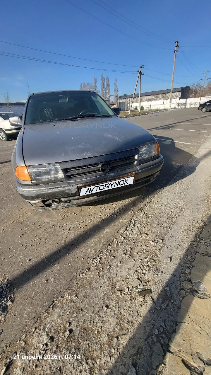 Opel Astra, 1993