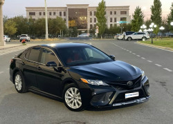 Toyota Camry 2018 года