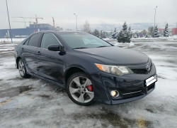 Toyota Camry 2013 года