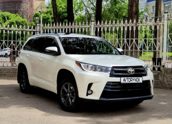Toyota Highlander 2015 года