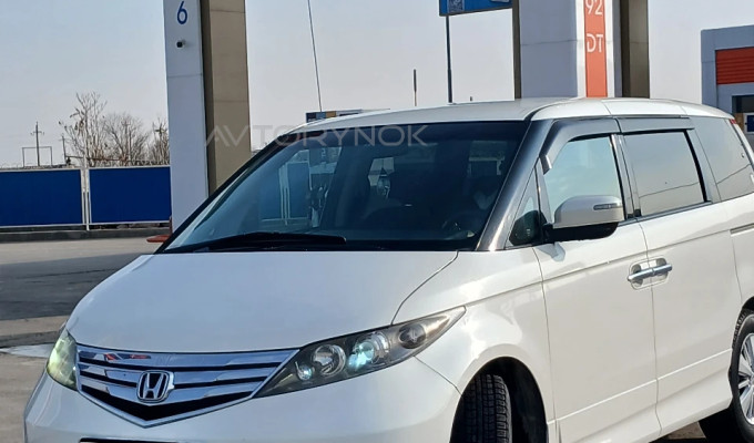 Honda Elysion 2008 года