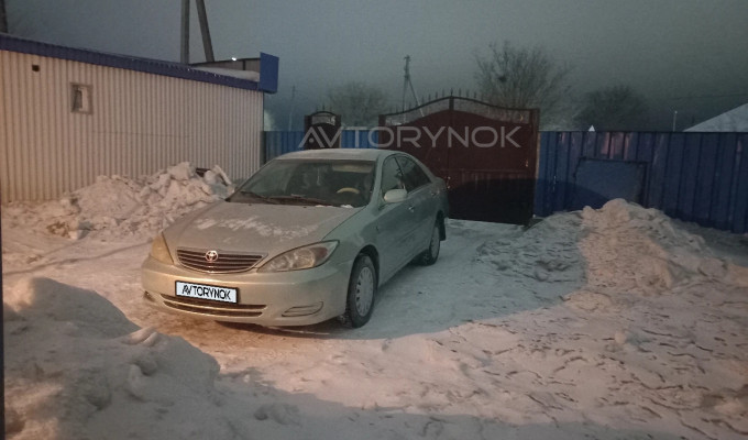 Toyota Camry 2003 года