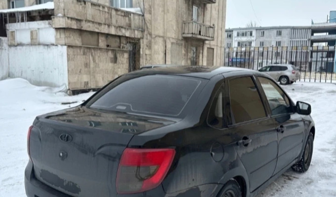 ВАЗ (Lada) Granta 2012 года