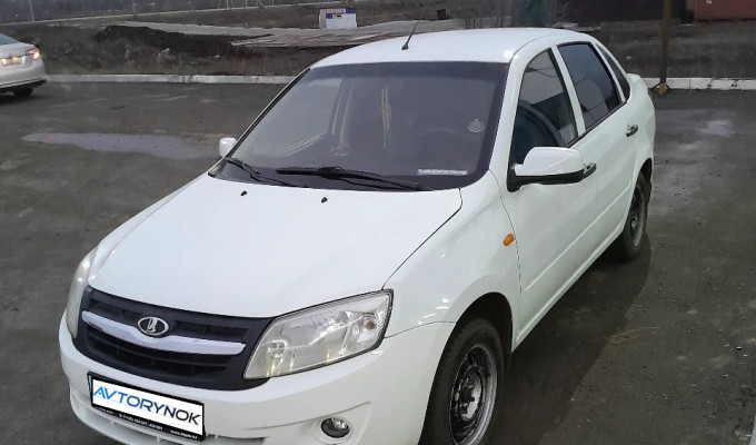ВАЗ (Lada) Granta 2014 года