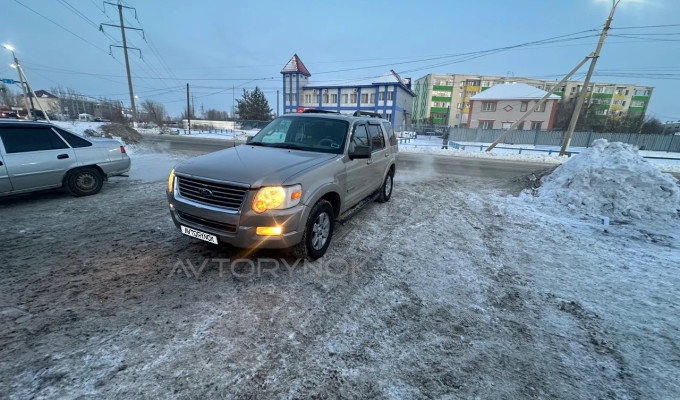 Ford Explorer 2007 года