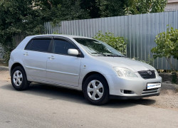 Toyota Corolla 2002 года