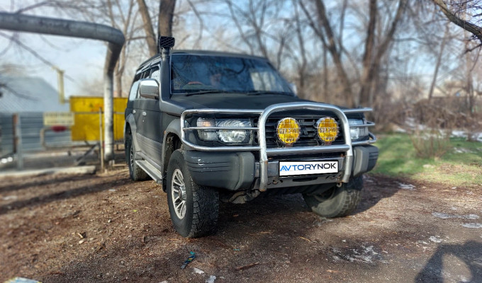 Mitsubishi Pajero 1992 года