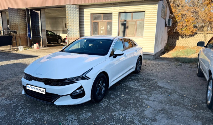 Kia K5 2022 года