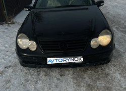 Mercedes-Benz C-Класс 2003 года