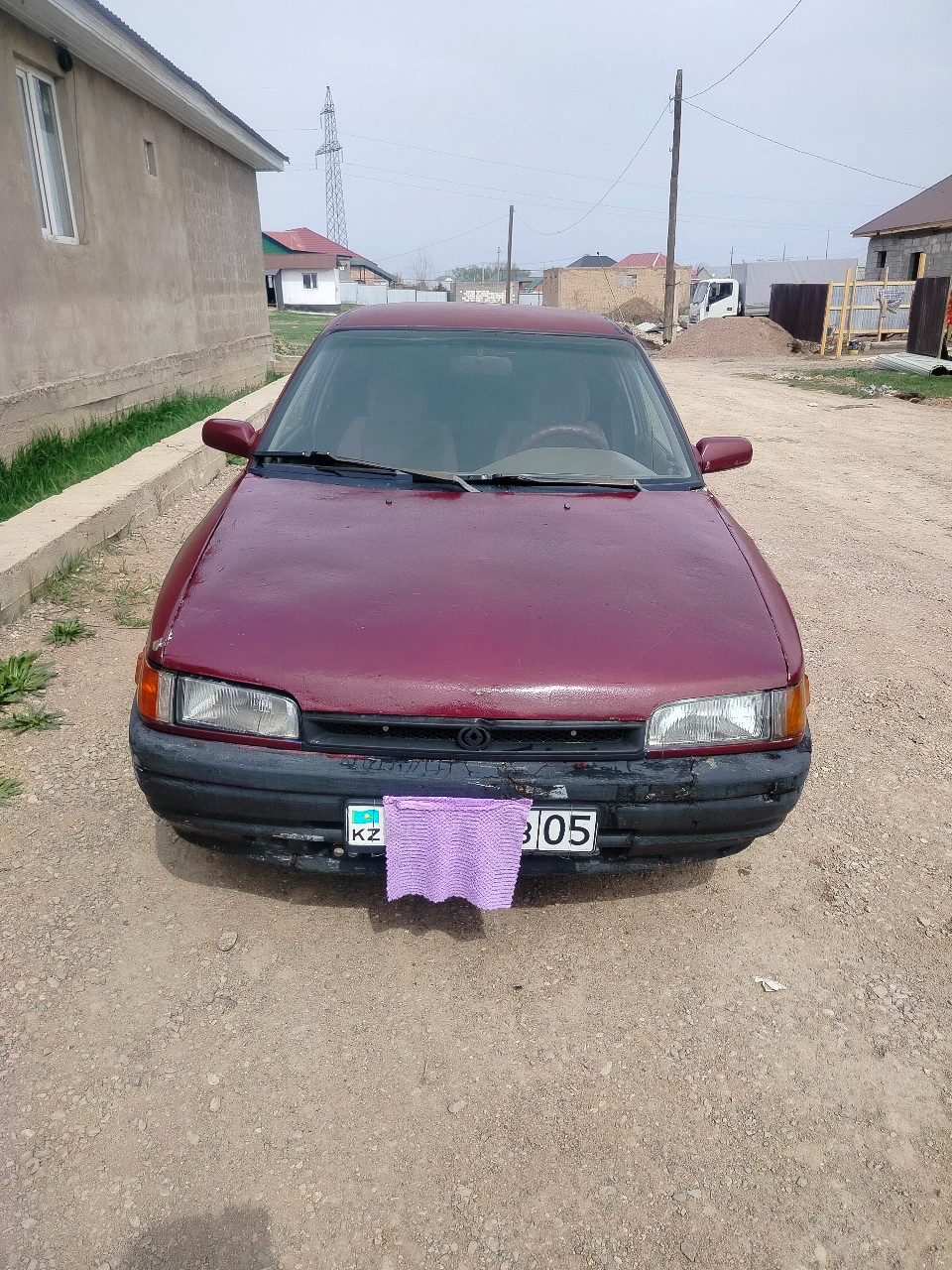 Mazda 323, 1993