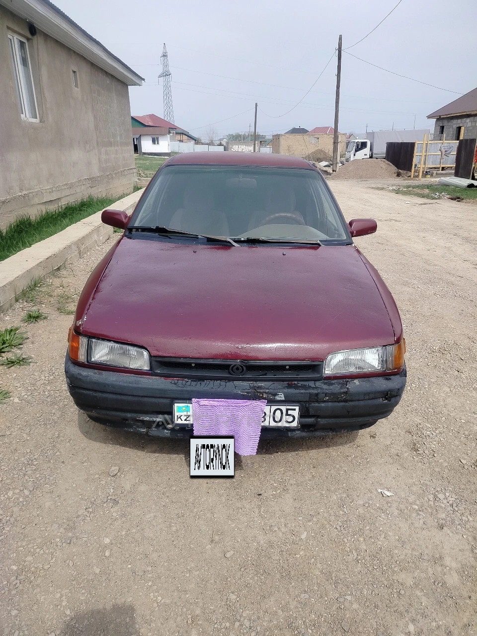 Mazda 323, 1993