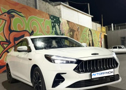 JAC J7 2023 года