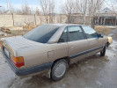Audi 100 1985 года