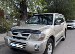 Mitsubishi Pajero 2004 года