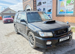 Subaru Forester 2000 года