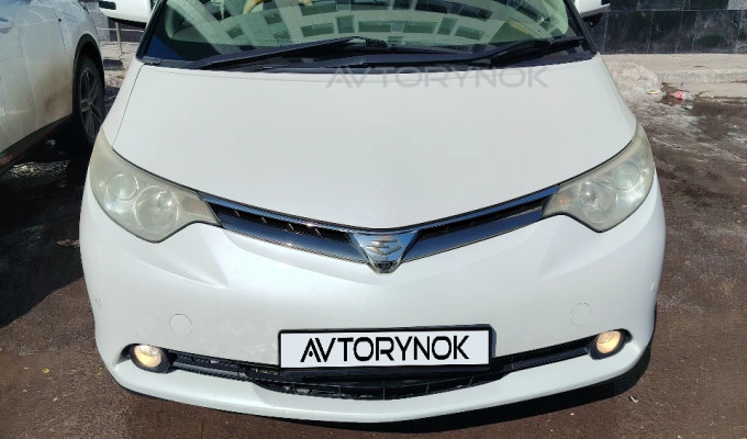 Toyota Estima 2006 года