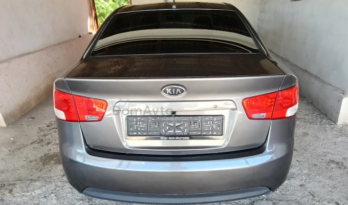 Kia Cerato 2012 года