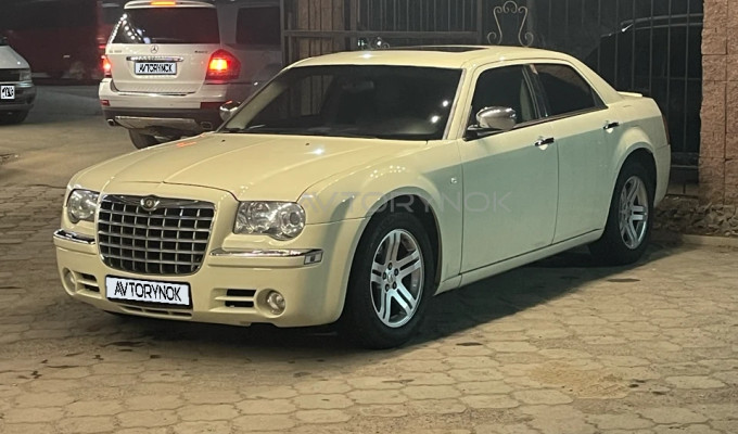 Chrysler 300C 2007 года