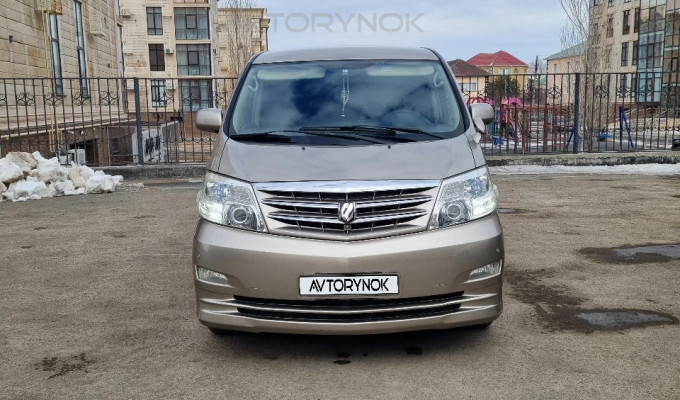 Toyota Alphard 2008 года