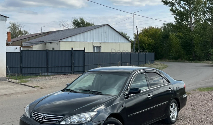 Toyota Camry 2006 года