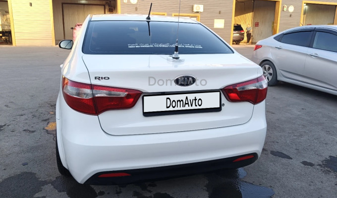 Kia Rio 2014 года