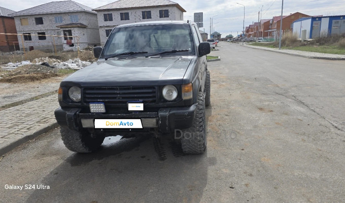 Mitsubishi Pajero 1994 года