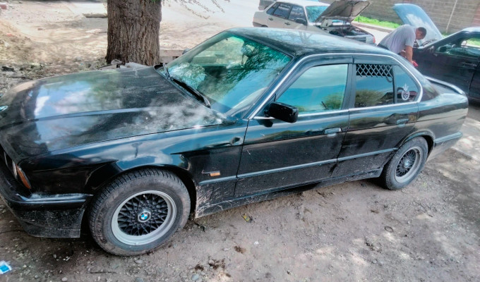 BMW 5 серия 1992 года