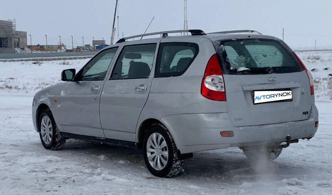 ВАЗ (Lada) Priora 2013 года