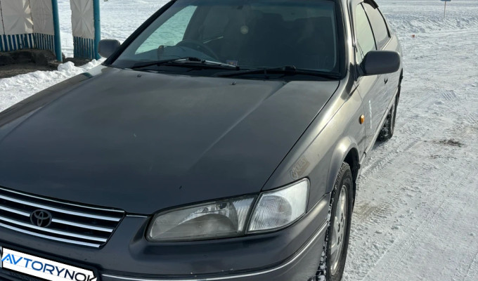 Toyota Camry Gracia 1998 года