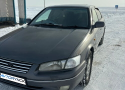 Toyota Camry Gracia 1998 года