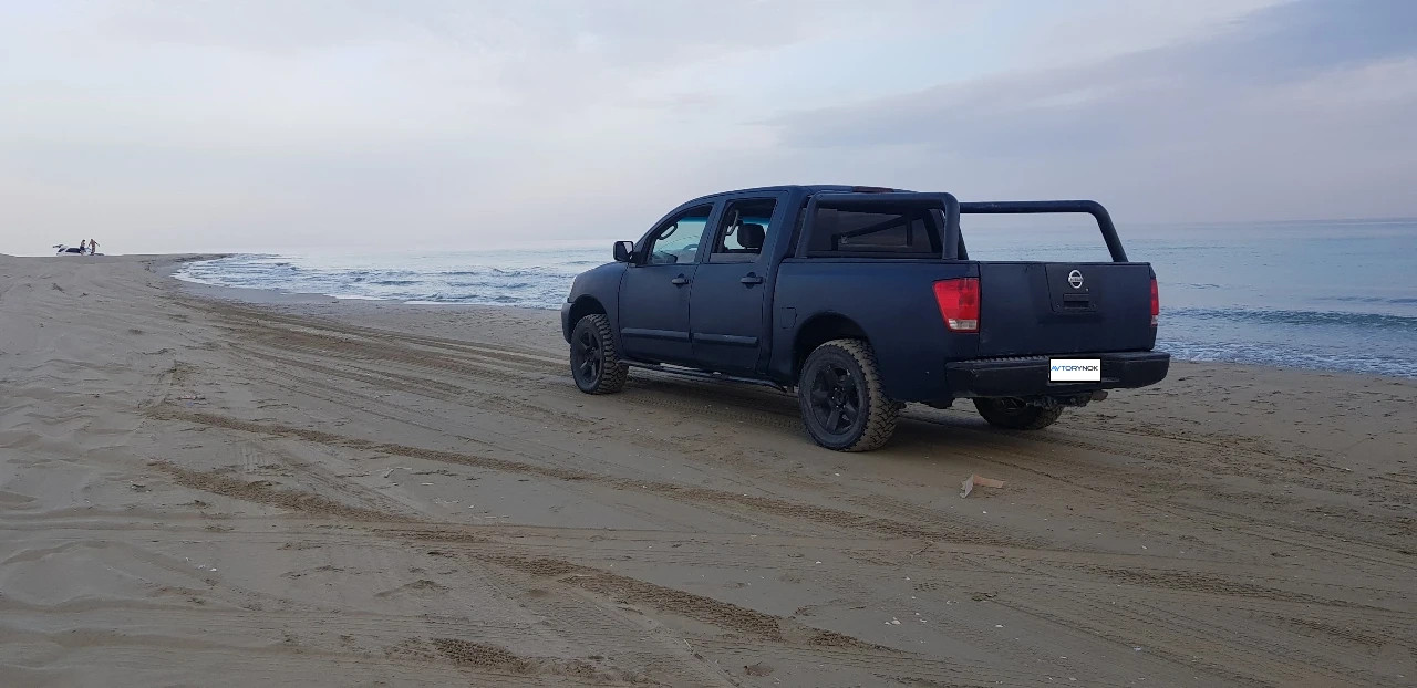 Nissan Titan, 2006