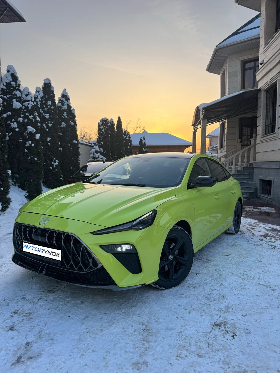 MG 5, 2022