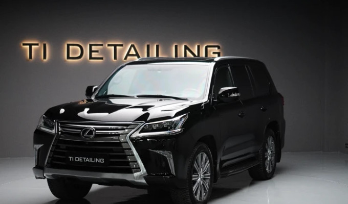 Lexus LX 2015 года