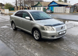 Toyota Avensis 2004 года