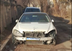 Mercedes-Benz S-Класс 2006 года