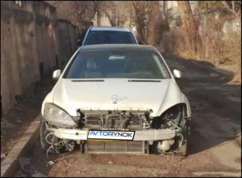Mercedes-Benz S-Класс 2006 года