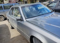 Mercedes-Benz E-Класс 1992 года