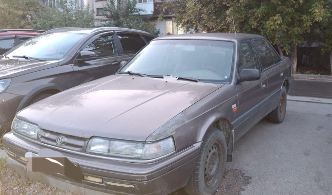 Mazda 626 1993 года