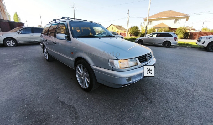 Volkswagen Passat 1994 года