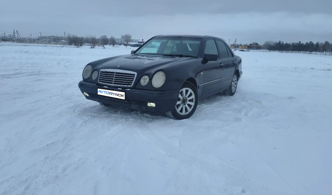 Mercedes-Benz E-Класс 1997 года