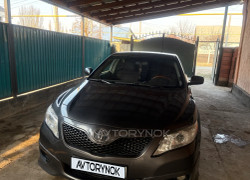 Toyota Camry 2010 года
