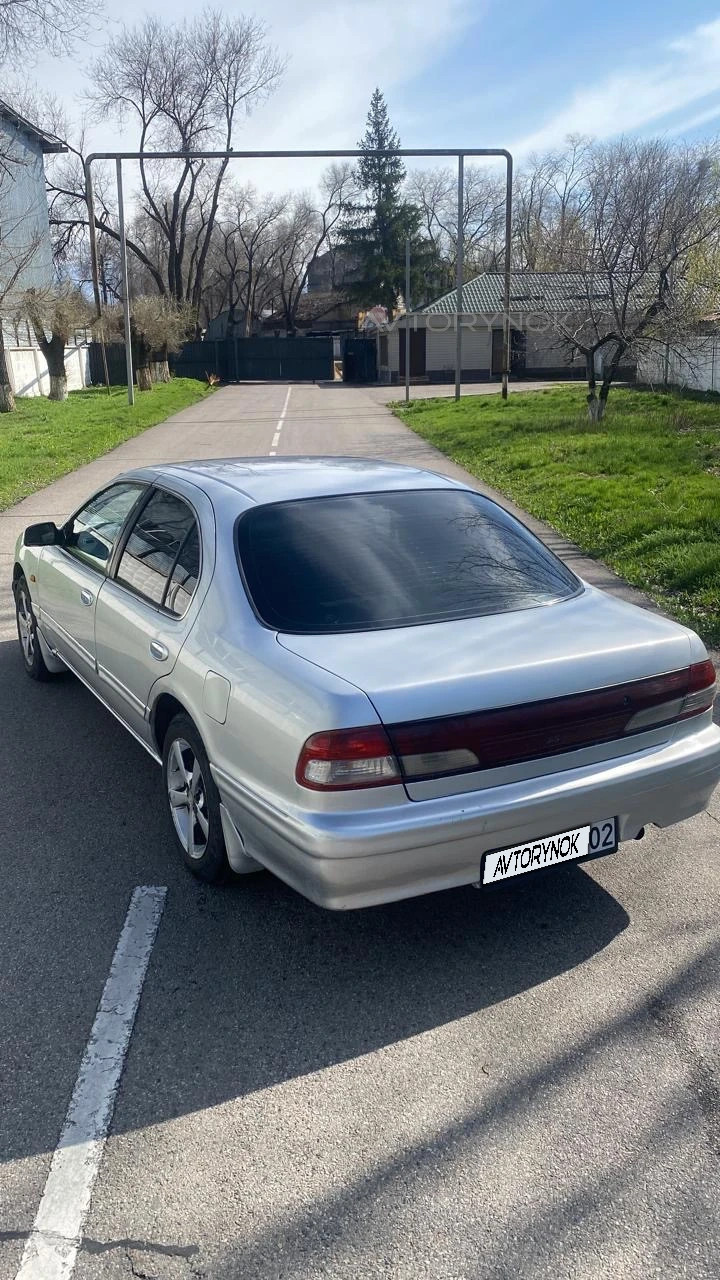 Nissan Maxima, 1998