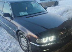 BMW 7 серия 1995 года