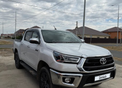 Toyota Hilux 2024 года