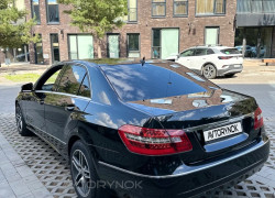 Mercedes-Benz E-Класс 2009 года