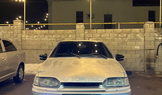 ВАЗ (Lada) 2115 2002 года