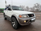 Mitsubishi Montero Sport 2000 года