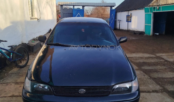 Toyota Carina E 1995 года